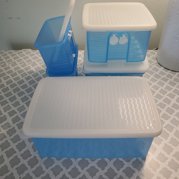 RETIRED Tupperware 4 piece Fridgesmart * - Picture 3 of 8